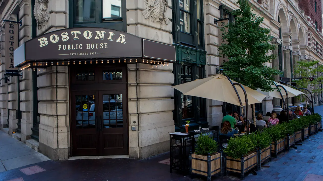 Bostonia Public House