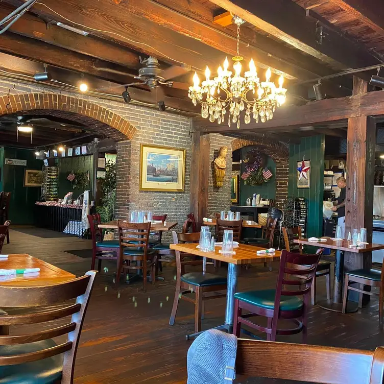 Boar's Head Grill & Tavern