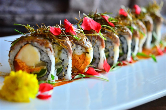 Eight Sushi Lounge signature dishes "No Name" Roll (Spicy Tuna, Shrimp Tempura)"Sweet Caroline" RollYellowtail JalapeñoRock Shrimp Tempura