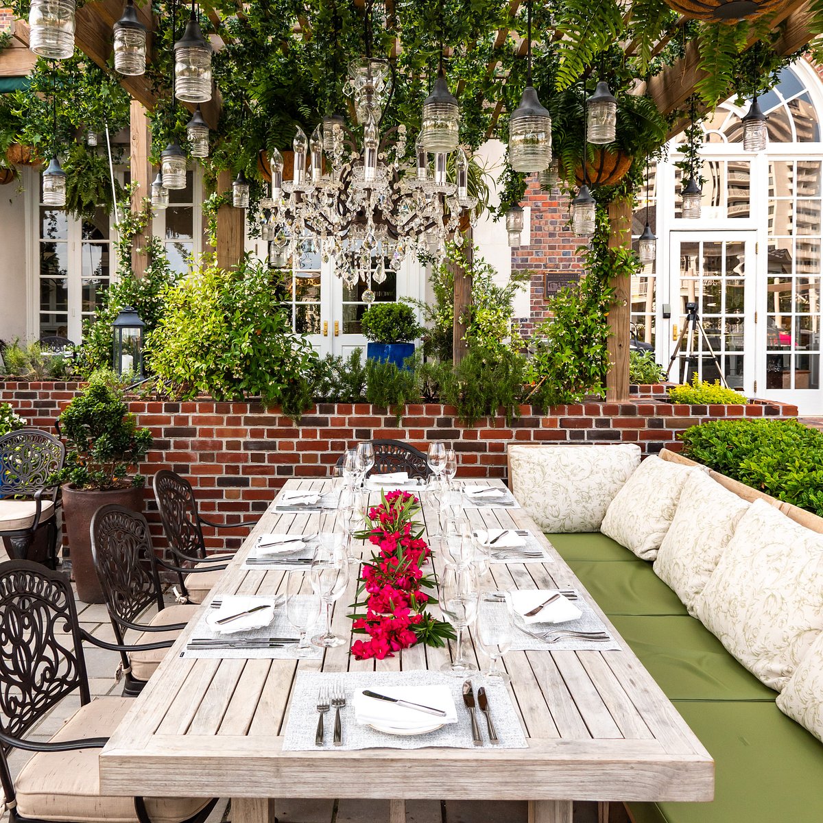 Becca's Restaurant